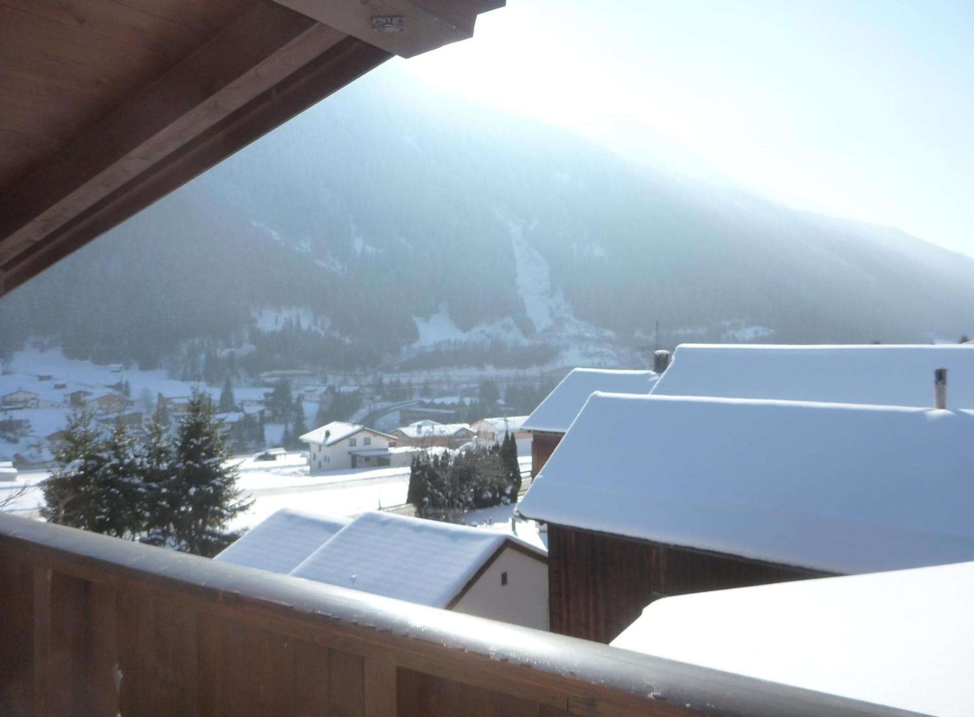 Brunnenhof Apartments Pettneu am Arlberg Cameră foto